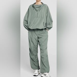Anine Bing Sport Ember Jacket & Reid Recycled Shell Cargo Pants Green Size SMALL